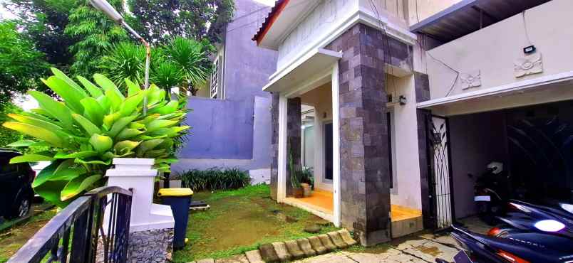 dijual rumah purimas gununganyar