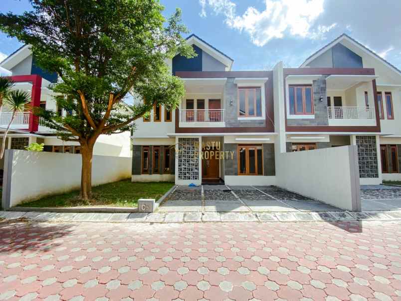 dijual rumah purwomartani kalasan