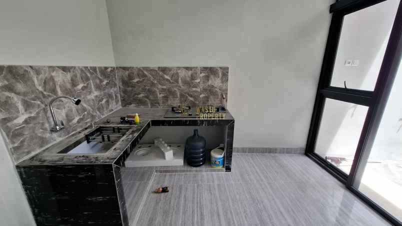 dijual rumah purwomartani kalasan