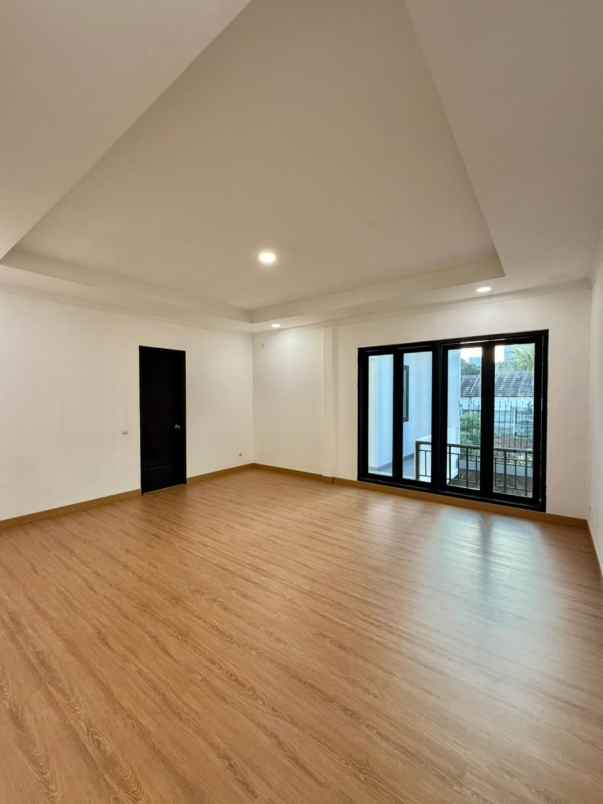 dijual rumah puspita loka bsd tangerang