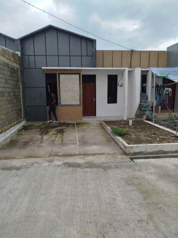 dijual rumah randusari teras boyolali