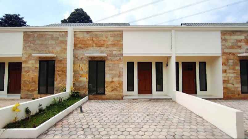 dijual rumah raudhoh residence