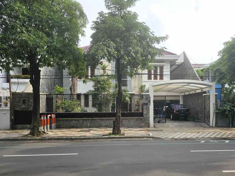dijual rumah raya kertajaya