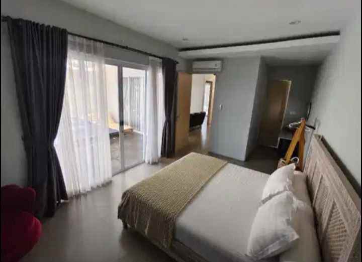 dijual rumah resor dago pakar