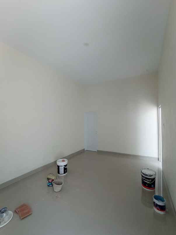 dijual rumah saren wedomartani