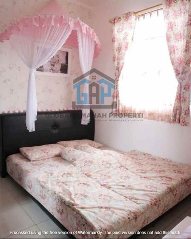 dijual rumah sariwangi