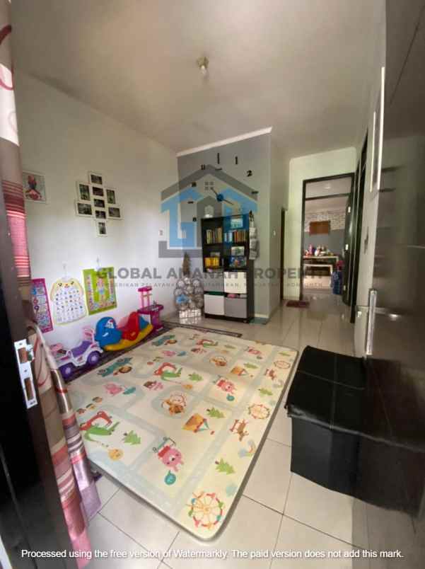 dijual rumah sariwangi