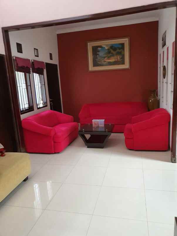 dijual rumah sayap pasteur griya mas