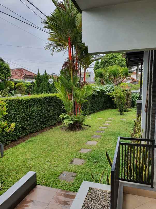 dijual rumah sayap pasteur griya mas