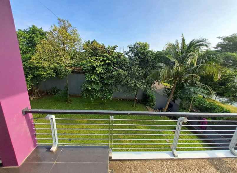 dijual rumah sejuk cantik view danau cibubur bogor