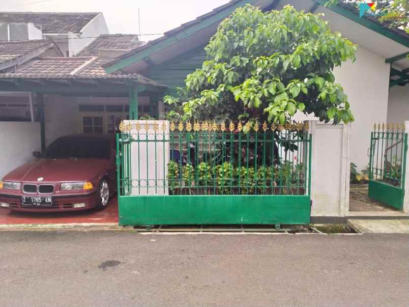 dijual rumah sekejati