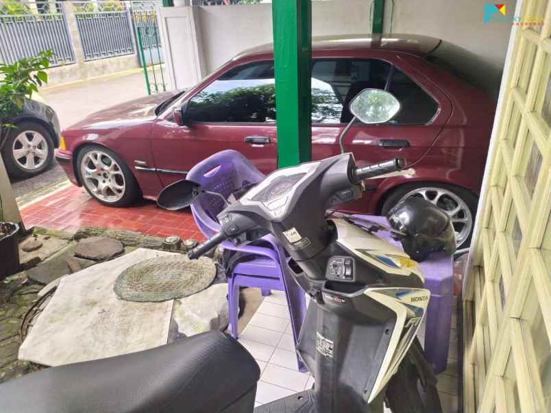 dijual rumah sekejati