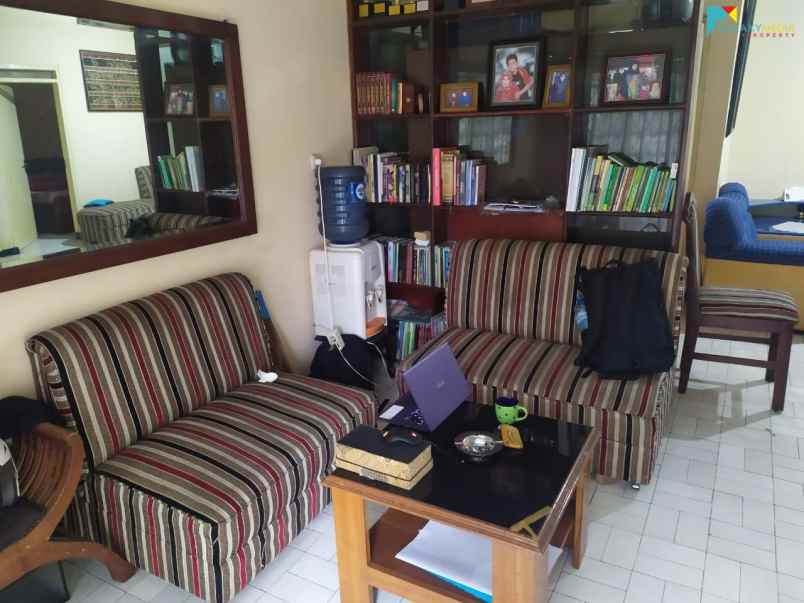 dijual rumah sekejati