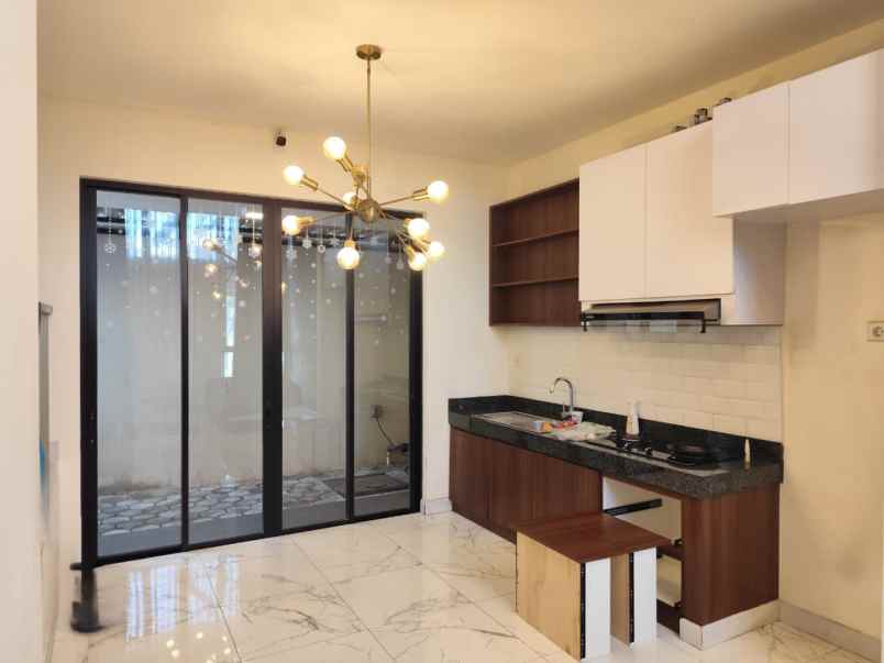 dijual rumah semayang asya jgc jakarta