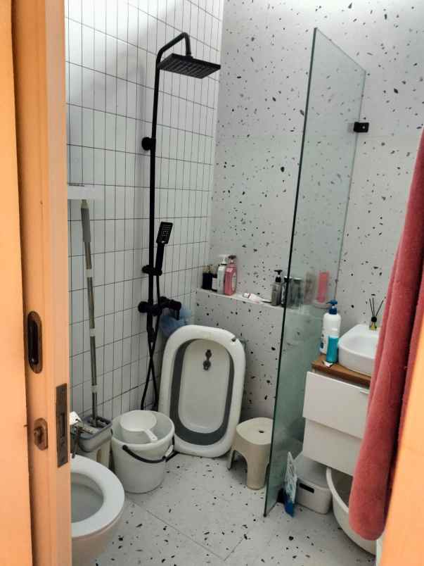 dijual rumah semper timur cilincing