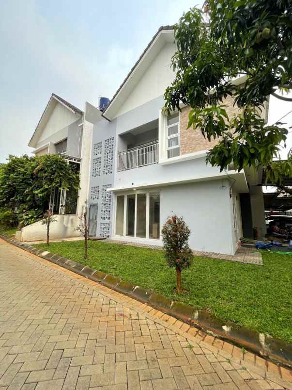 dijual rumah seruni hill