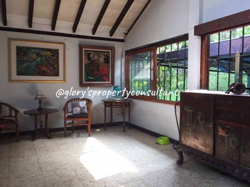 dijual rumah setiabudi lembang