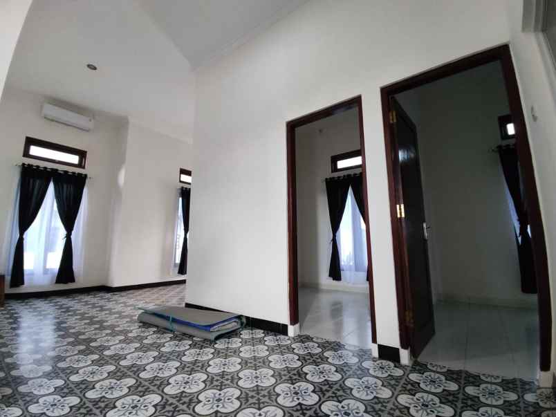 dijual rumah siap huni di prambanan