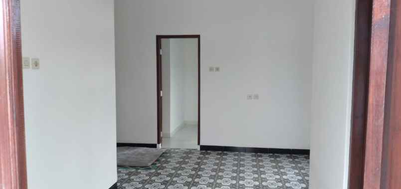 dijual rumah siap huni di prambanan