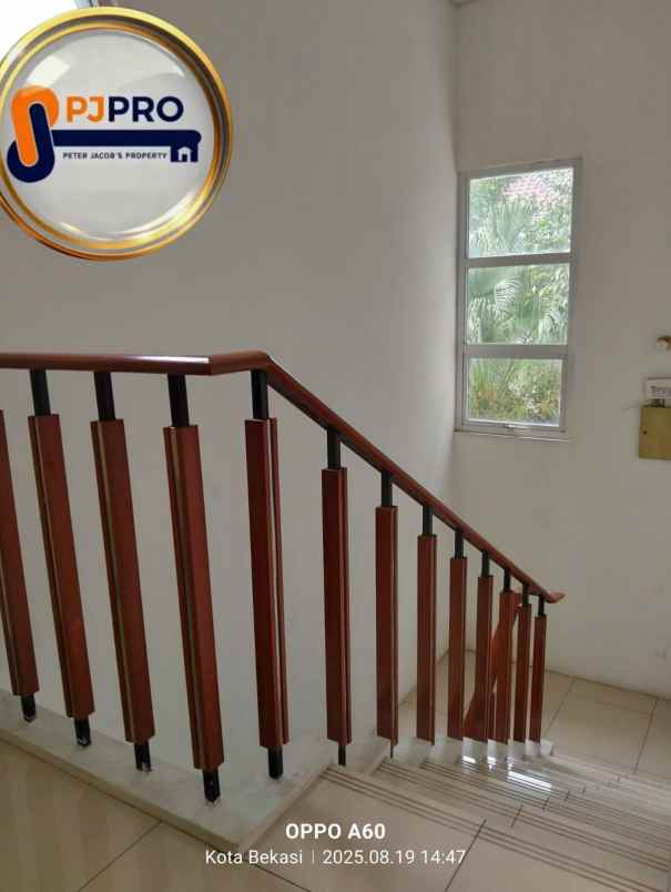 dijual rumah siap huni di summarecon bekasi