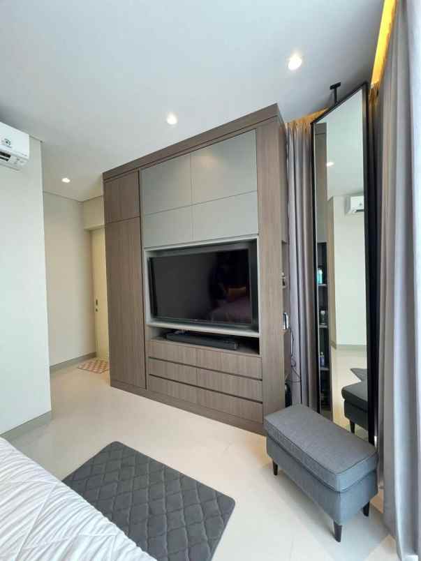 dijual rumah siap huni furnish di citraland surabaya