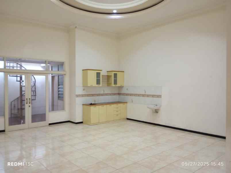 dijual rumah siap huni lokasi araya golf malang