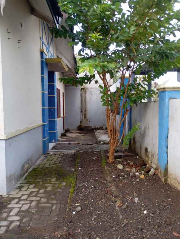 dijual rumah sidokarto