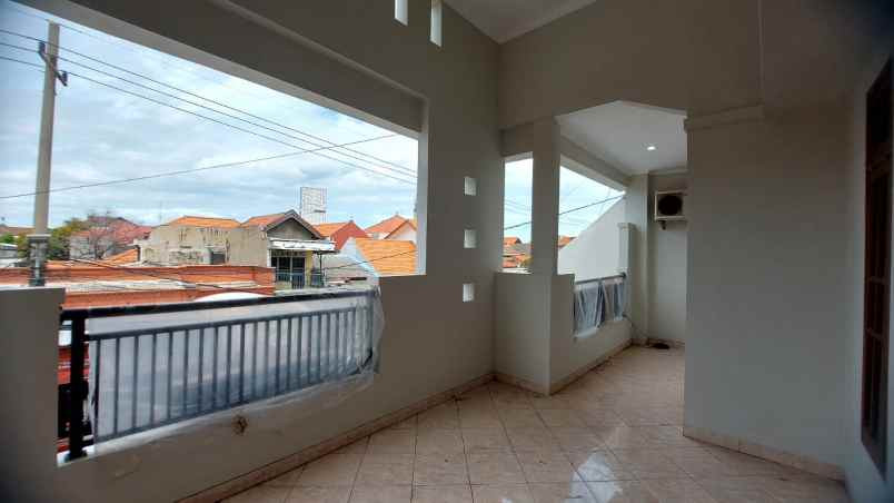 dijual rumah sidosermo