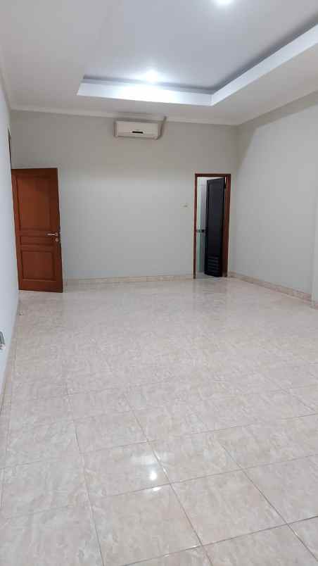 dijual rumah sidosermo