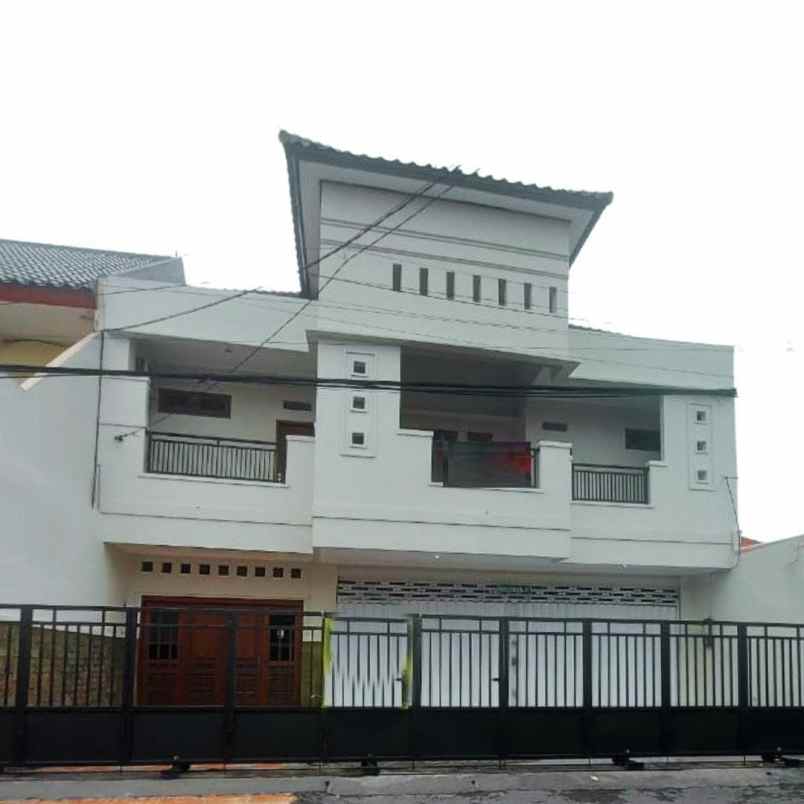 dijual rumah sidosermo