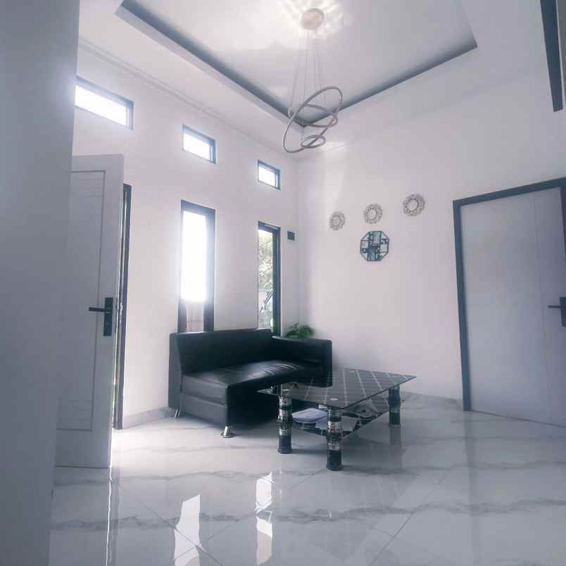 dijual rumah sukatani tapos depok