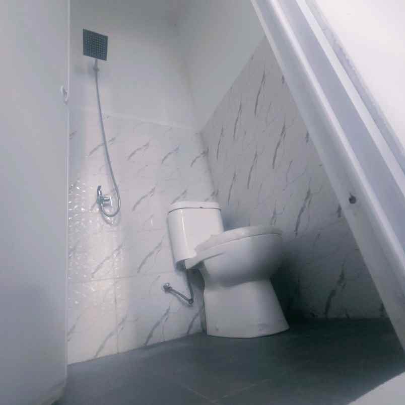 dijual rumah sukatani tapos depok