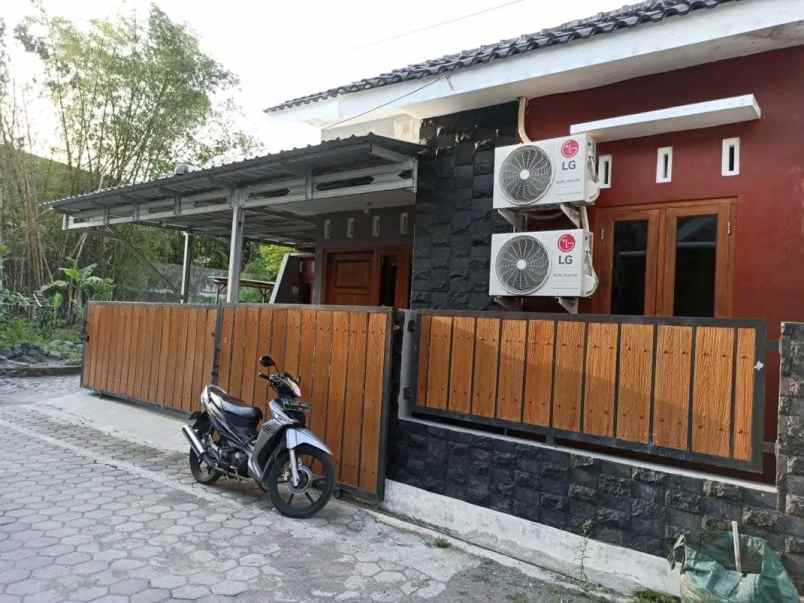 dijual rumah sukoharjo