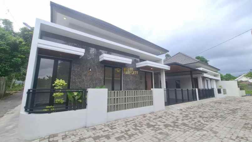 dijual rumah sukoharjo kec ngaglik kab