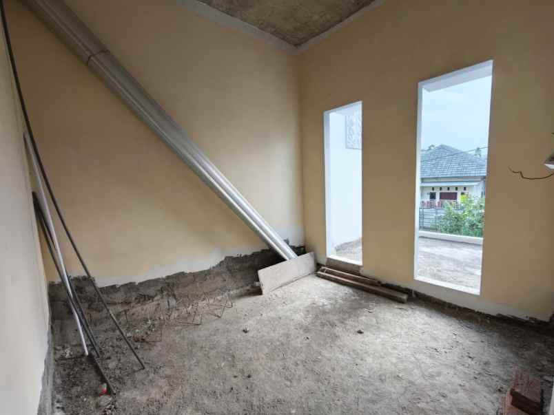dijual rumah sukun