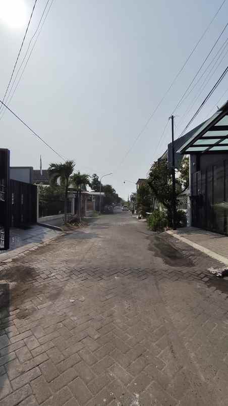 dijual rumah sutorejo tengah new minimalis hook