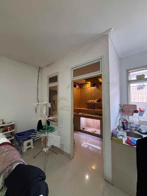 dijual rumah taman palem lestari blok a22 8