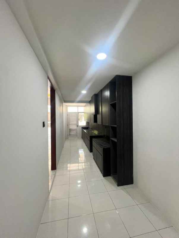 dijual rumah taman puspa raya