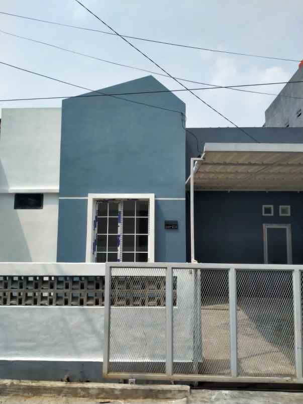 dijual rumah taman raflesia