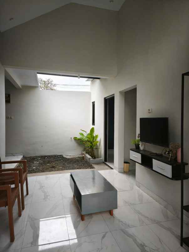 dijual rumah tamantirto kec kasihan