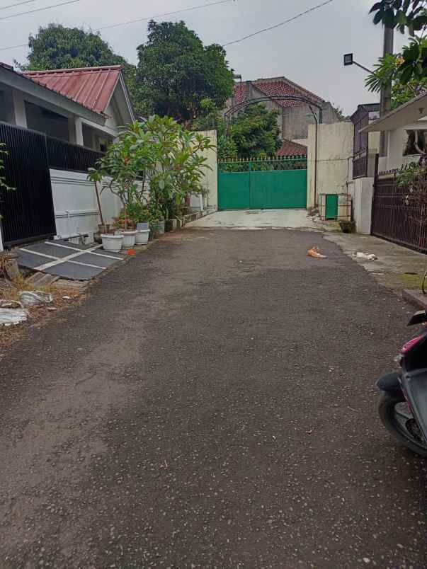 dijual rumah tanah baru