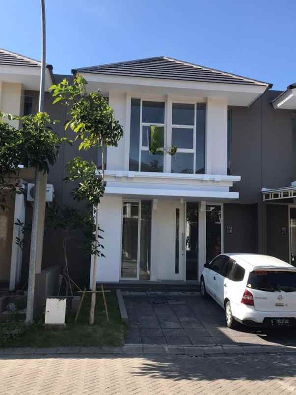 dijual rumah the greenlake