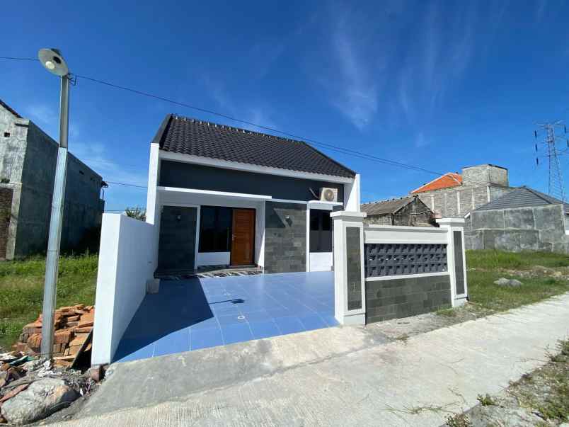 dijual rumah trunuh klaten selatan