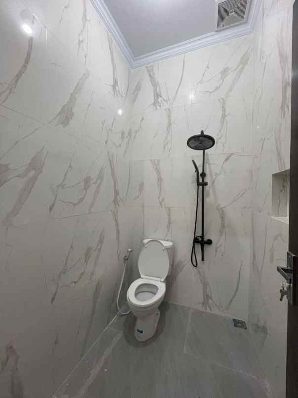 dijual rumah wedomartani ngemplak