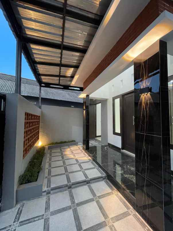 dijual rumah wedomartani ngemplak