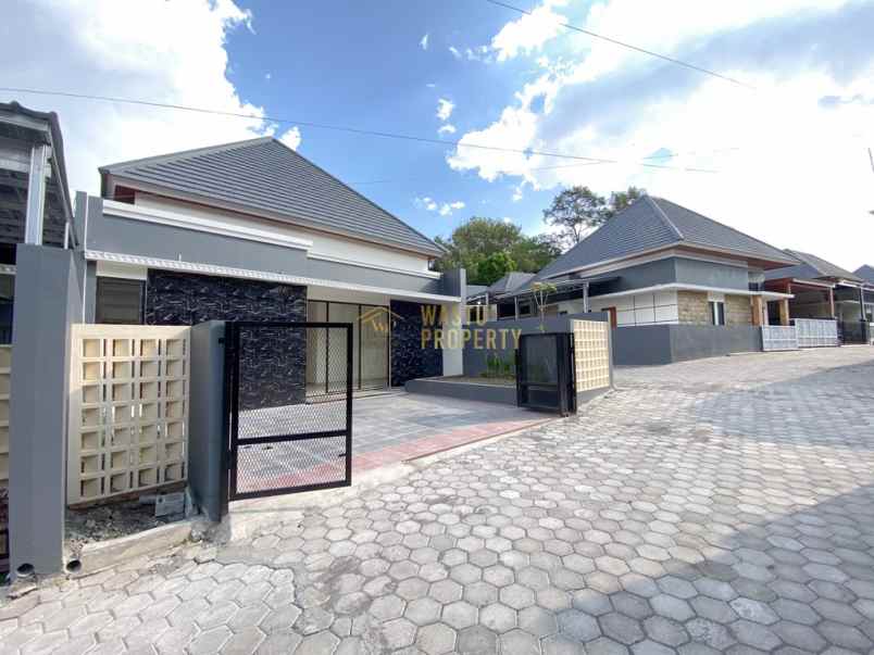 dijual rumah widodomartani