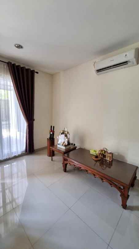 dijual rumah yarra essence jgc jakarta