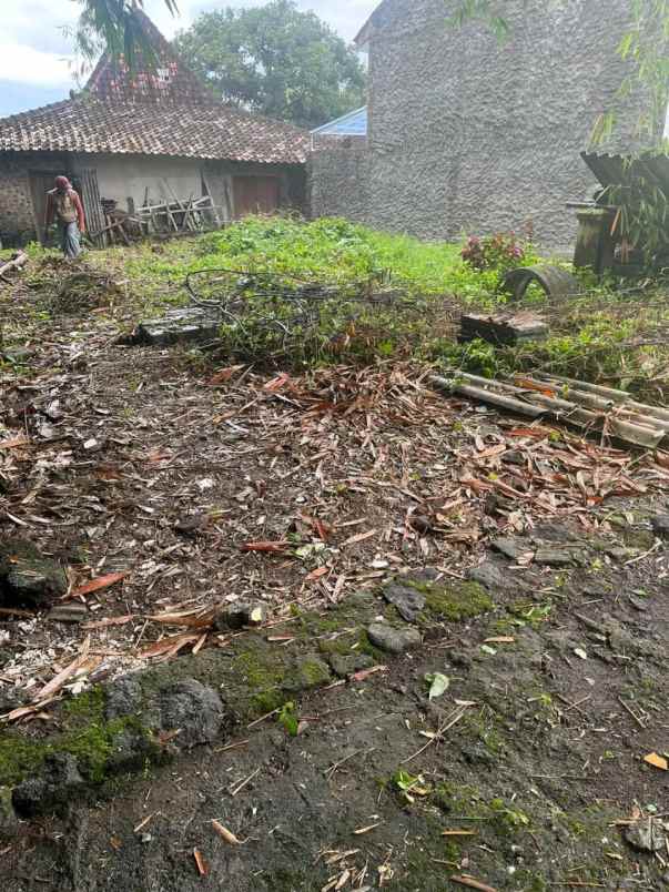 dijual tanah belakang kampus uii