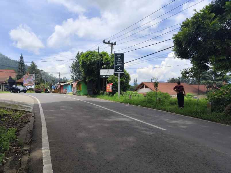 dijual tanah jalan abdul gani atas