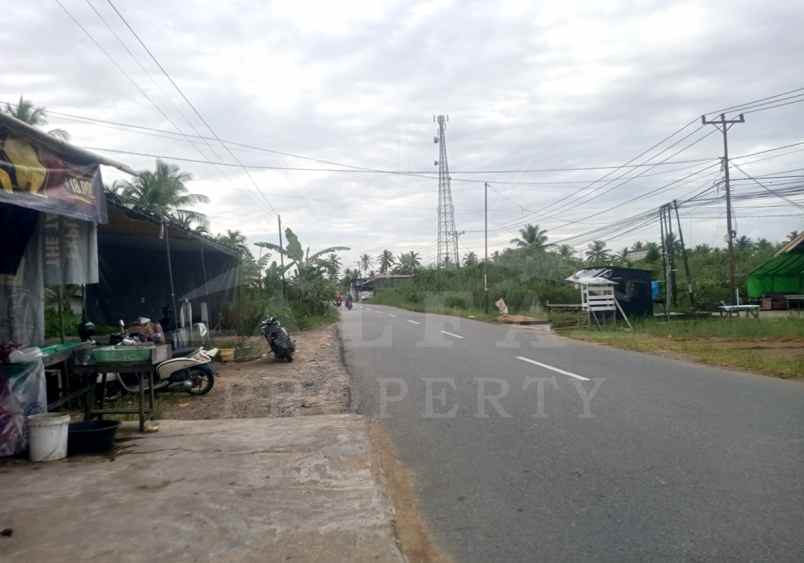 dijual tanah jalan raya sungai kakap